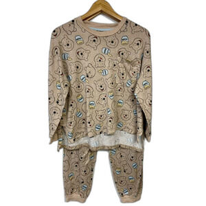 Disney Winnie the Pooh Tan Lounge Women’s PJs Size M (8-10)